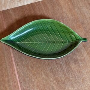 Home Trends Tahitian Leaf Ceramic Serving Dish‎ Green platter tray boho nature